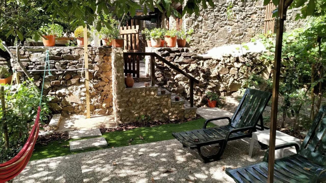 Casa Em Xisto Na Serra Da Lousa, Gondramaz Kültér fotó