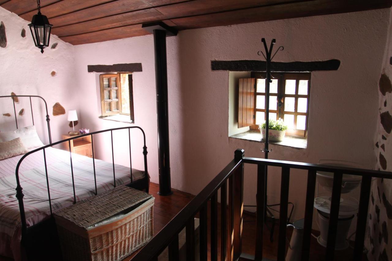Casa Em Xisto Na Serra Da Lousa, Gondramaz Kültér fotó