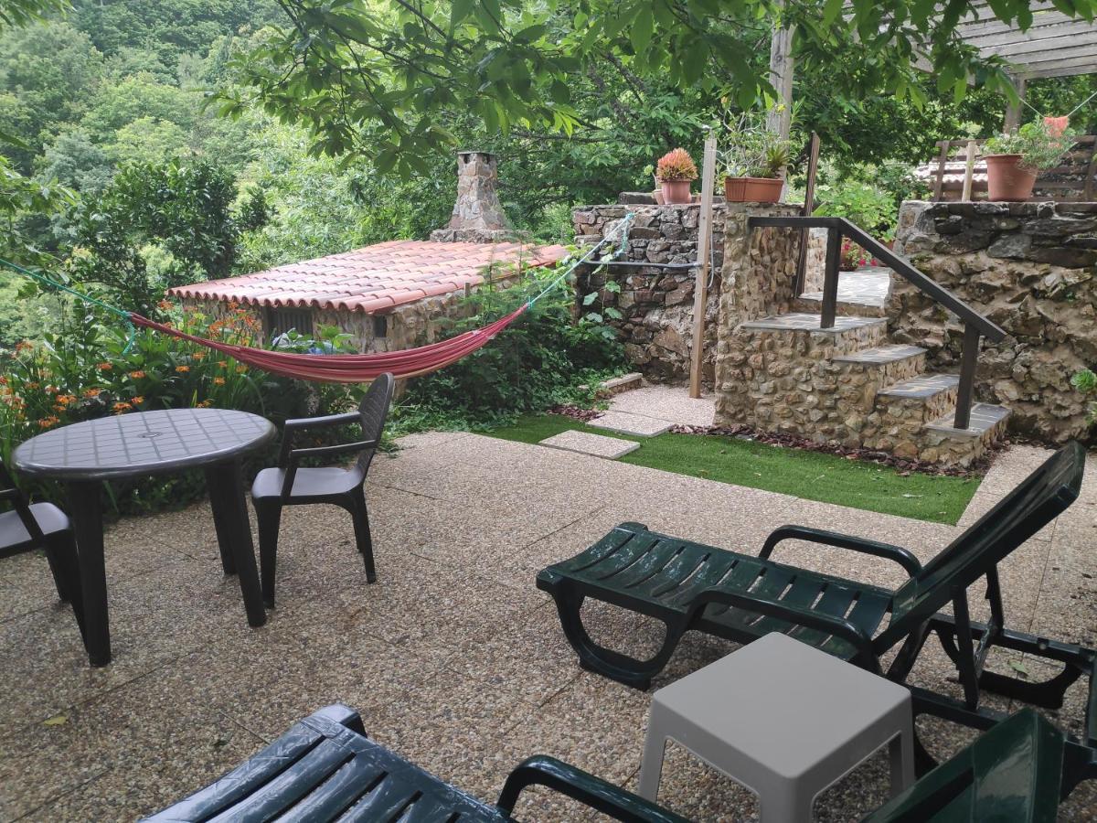 Casa Em Xisto Na Serra Da Lousa, Gondramaz Kültér fotó